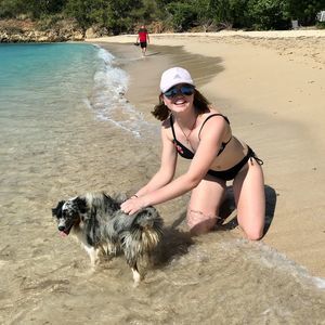 Meet your Posher, Nelly